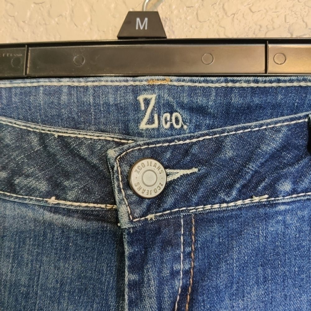 ZCO Jeans - Picture 4 of 5